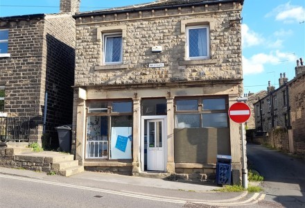 closed-former-chippy-and-four-bed-house-in-honley-590695