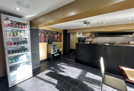 restaurant-and-takeaway-in-bradford-590168